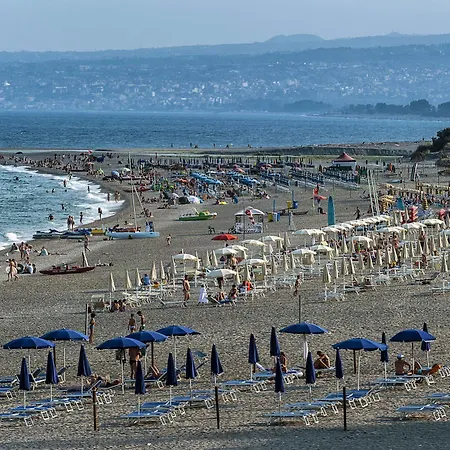 Liliana Giardini-Naxos